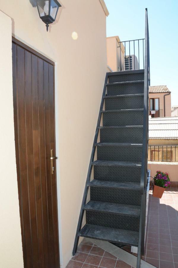 Bed and Breakfast La Terrazza Sul Vicolo Syracuse Екстер'єр фото