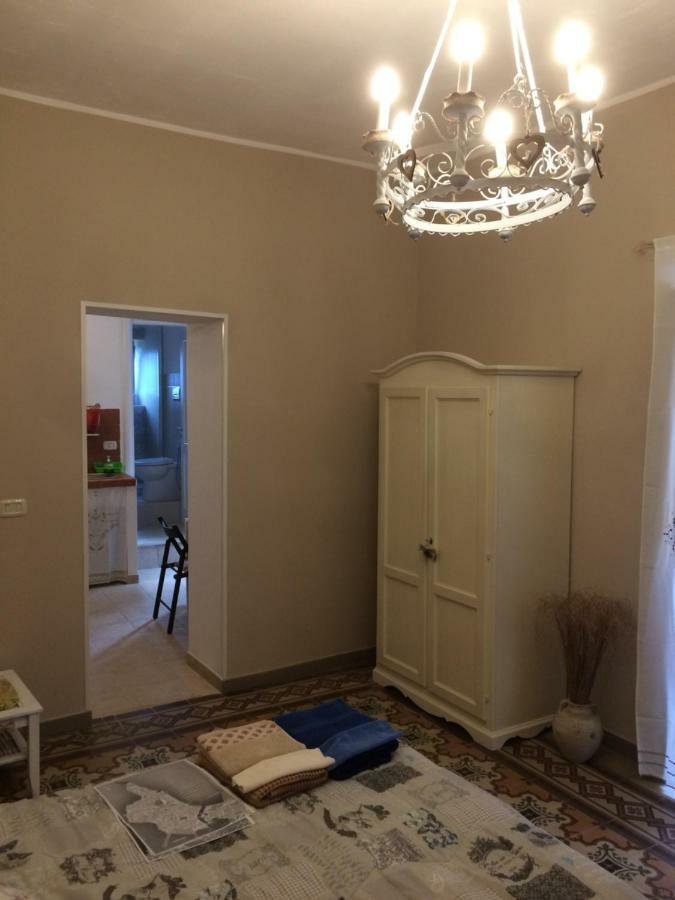 Bed and Breakfast La Terrazza Sul Vicolo Syracuse Екстер'єр фото