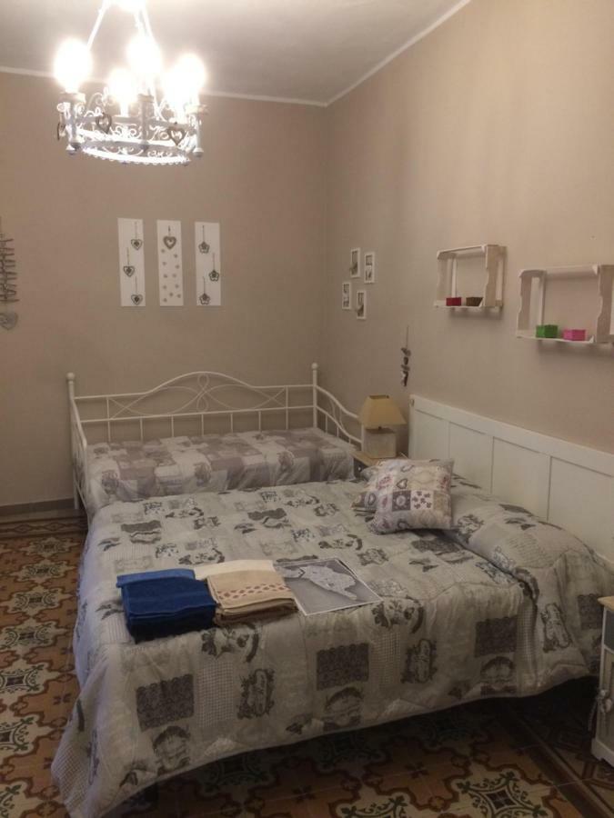 Bed and Breakfast La Terrazza Sul Vicolo Syracuse Екстер'єр фото