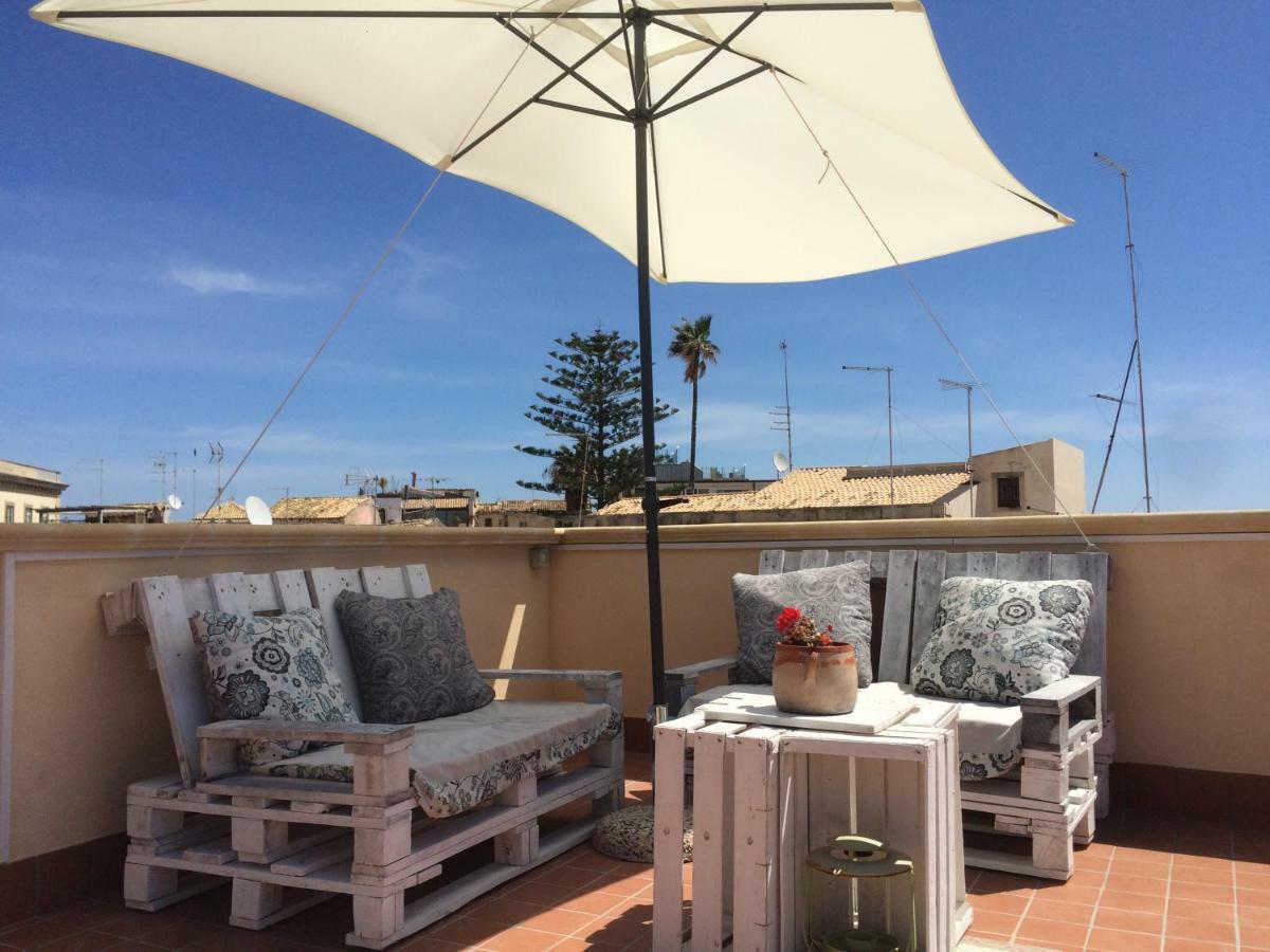 Bed and Breakfast La Terrazza Sul Vicolo Syracuse Екстер'єр фото