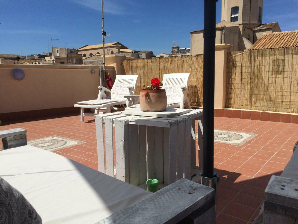 Bed and Breakfast La Terrazza Sul Vicolo Syracuse Екстер'єр фото