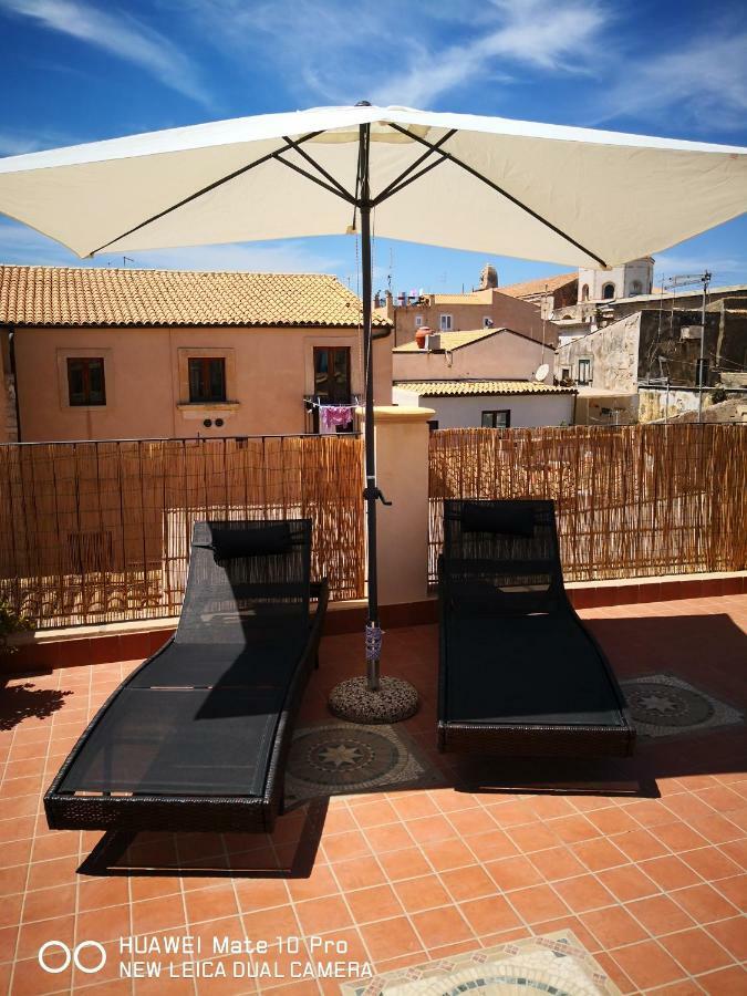 Bed and Breakfast La Terrazza Sul Vicolo Syracuse Екстер'єр фото