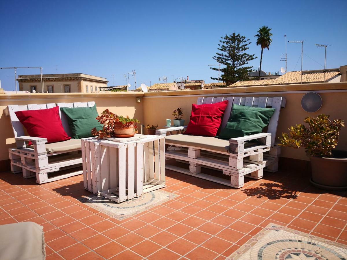 Bed and Breakfast La Terrazza Sul Vicolo Syracuse Екстер'єр фото